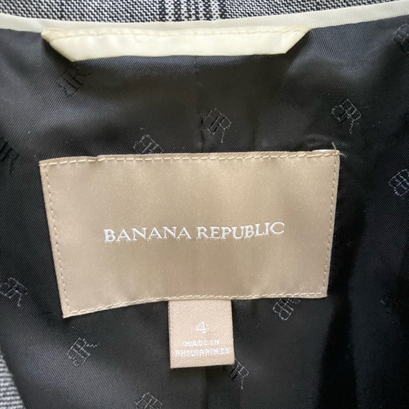 Banana Republic plaid wool peplum blazer, size 4 - Picture 14 of 16